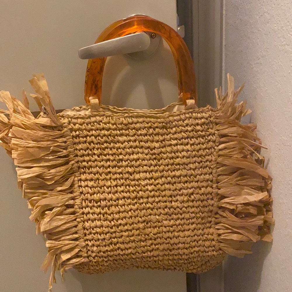 Straw handbag